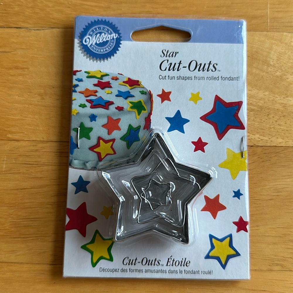 2004 Wilton Fondant Star Cut-Outs